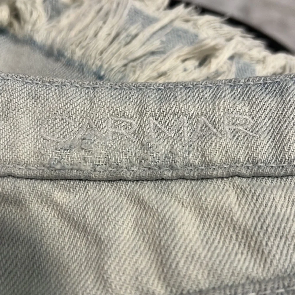 Carmar Bleached Lace Destressed Jean Shorts sz 28